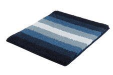 Rechteckige Badematte mit breiten Streifen in dunklen Blau- und Grautönen