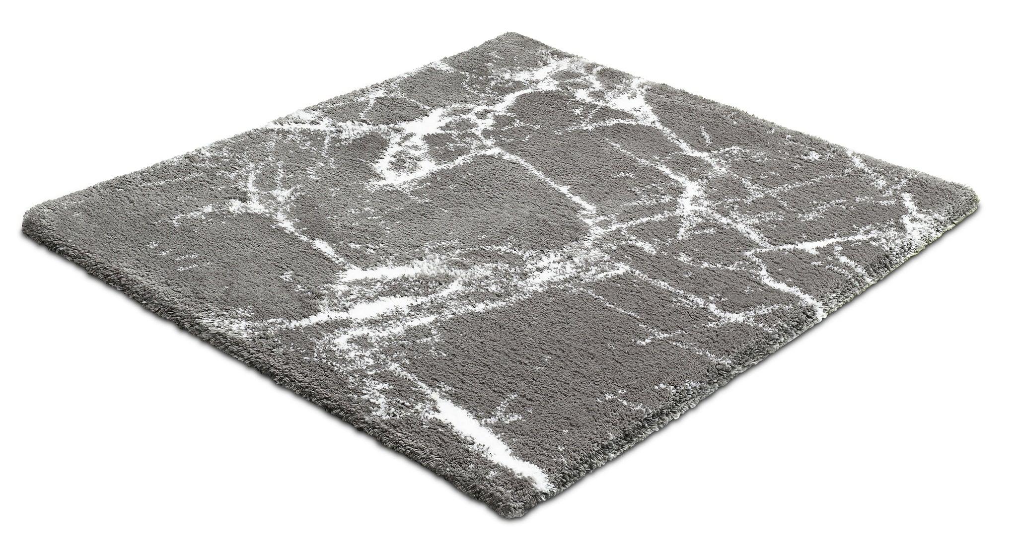 Grauer, rechteckiger Hochflor-Badteppich mit weißem Marmor-Muster