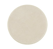 Runde, cremefarbene Badematte mit weicher, gleichmäßiger Oberfläche