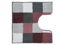 Karierter WC-Vorleger mit Ausschnitt in Grau, Weiß und Bordeaux Tönen