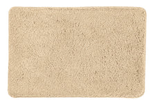 Rechteckige, flauschige Badematte in Beige mit weicher Hochflor-Oberfläche