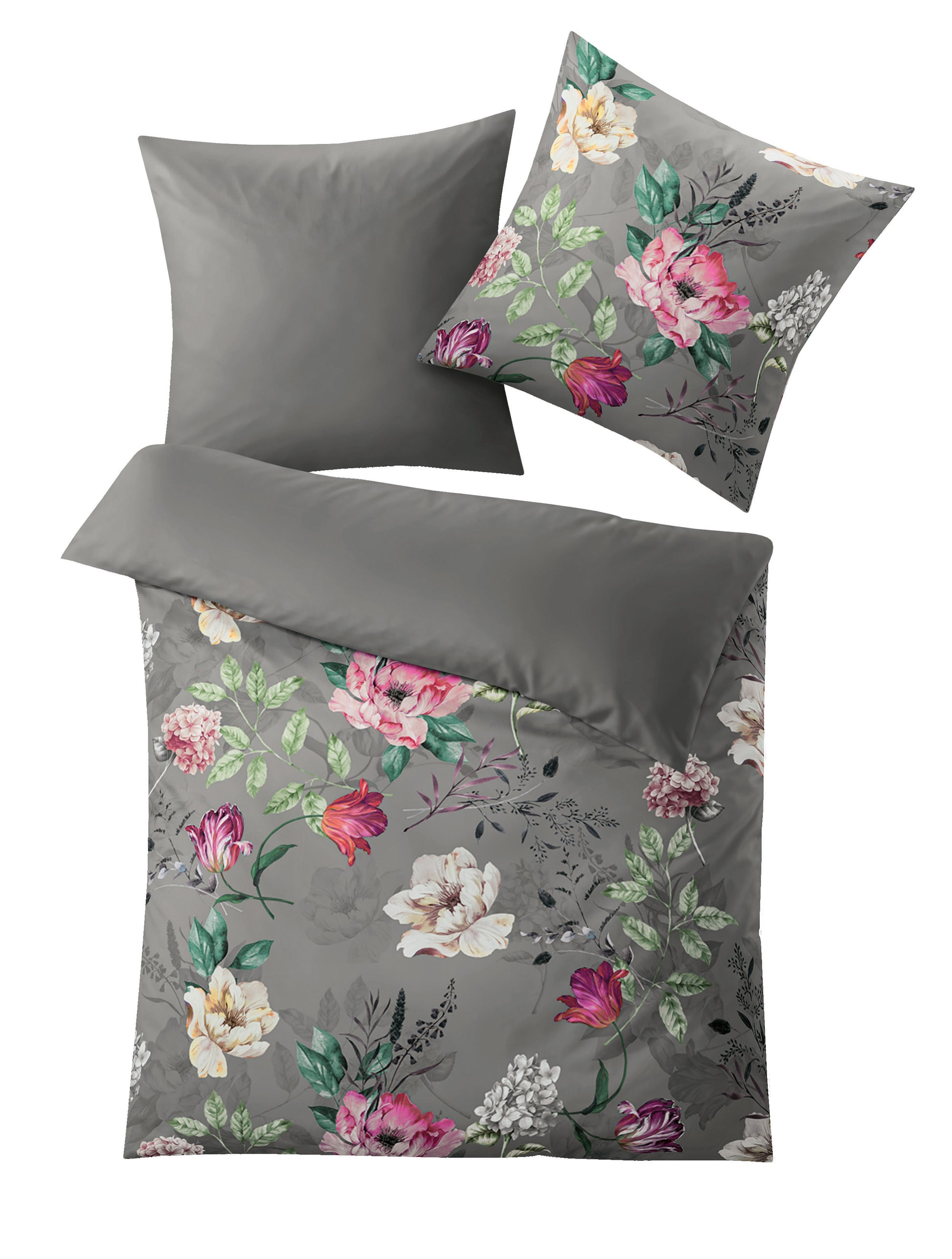 Bettwäsche Satin VINCENZA Basalt mit Blumenmuster in Grau, Set 135x200 und 80x80 cm liegt ausgebreitet.