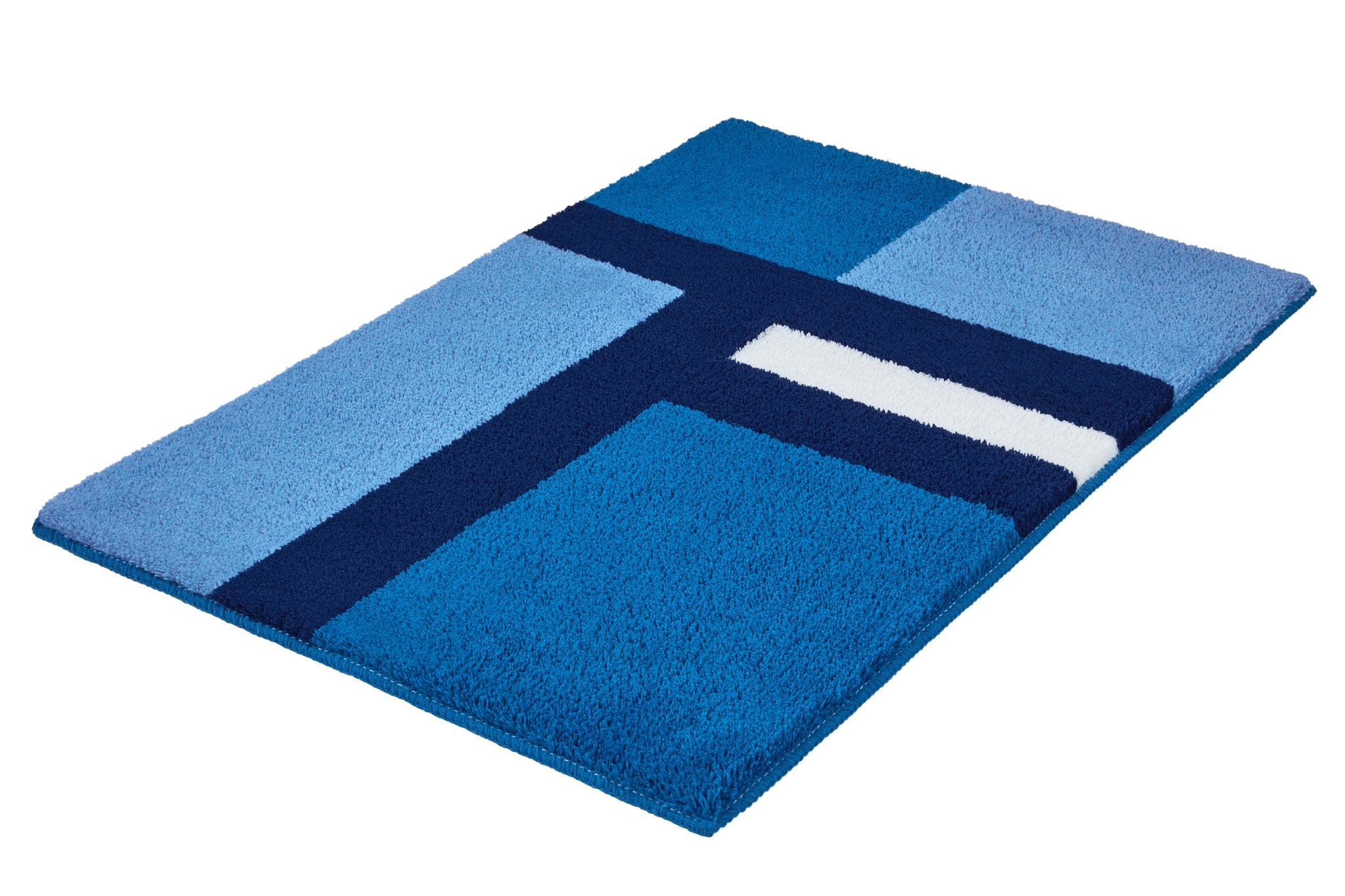 Blauer Badteppich mit geometrischem Muster in Hell- und Dunkelblau.