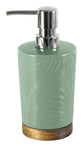 Grüner Seifenspender aus Keramik mit Holzfuß und Metallpumpe, matt