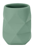 Grüner Zahnputzbecher aus Kunststoff mit facettierter, matter Oberfläche