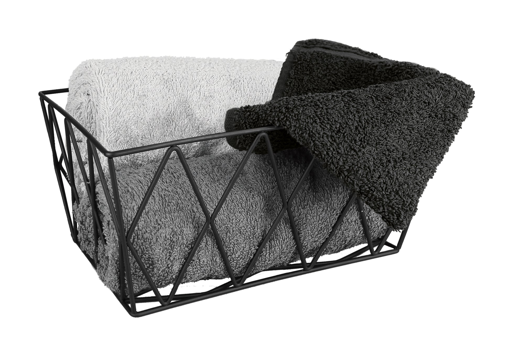 Aufbewahrungskorb SLACK Schwarz M mit grauem und dunkelgrauem Handtuch im Drahtgestell.