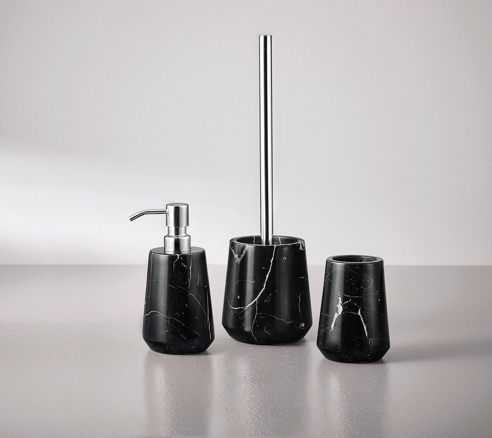 Schwarzes Bad-Set aus Marmoroptik: Seifenspender, Becher, WC-Bürste