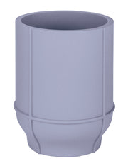 Zahnputzbecher ADONA Lavendel steht freistehend vor weißem Hintergrund.