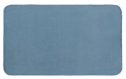 Rechteckige, hellblaue Badematte mit weicher, flauschiger Oberfläche