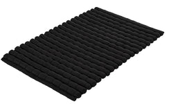 Schwarzer rechteckiger Badteppich mit dicker, gerippter Oberfläche