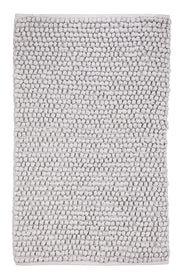 Badteppich BRAVA in Silbergrau mit strukturierter Oberfläche in der Größe 60 x 100 cm ist zu sehen.