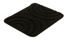 Schwarzer WC-Vorleger mit halbkreisförmigem Reliefmuster aus Flor