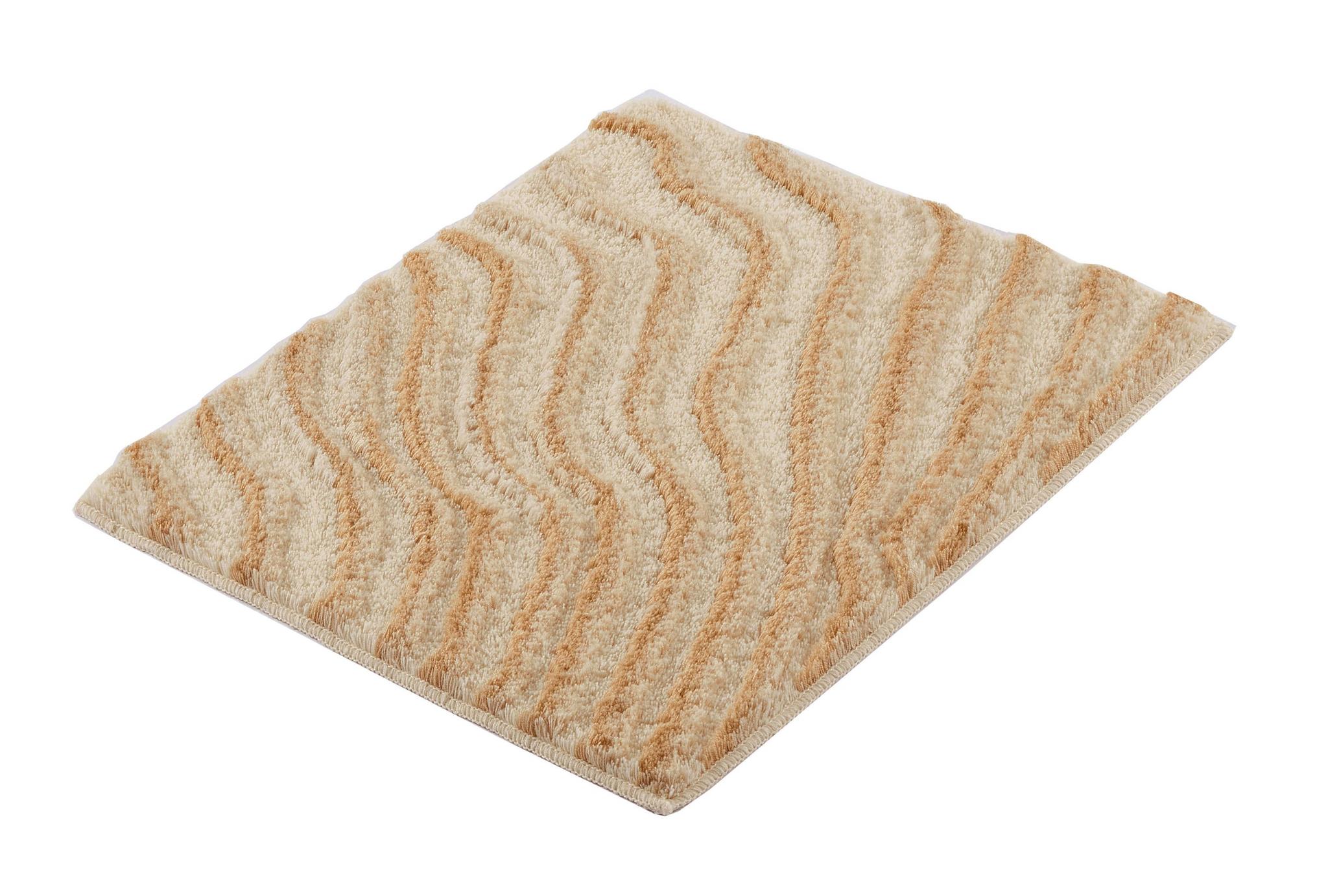 Beiger Badteppich mit Wellenmuster aus weichem Hochflor-Material
