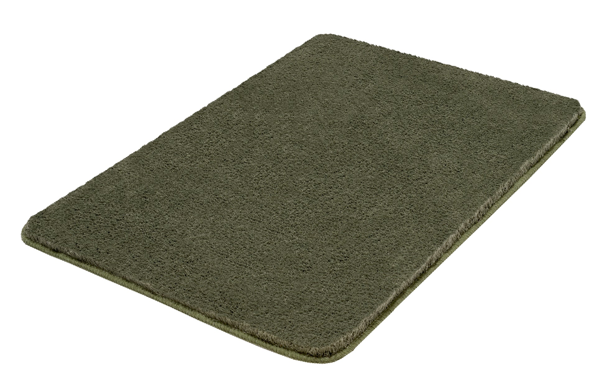Badteppich MARCO Forest 70 x 120 cm in Dunkelgrün liegt flach auf hellem Untergrund.