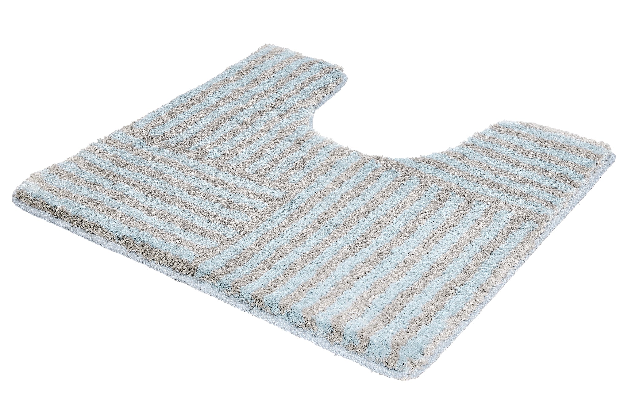 WC-Vorleger CHELSEA Opal 55 x 50 cm mit Ausschnitt liegt gestreift auf weißem Hintergrund.