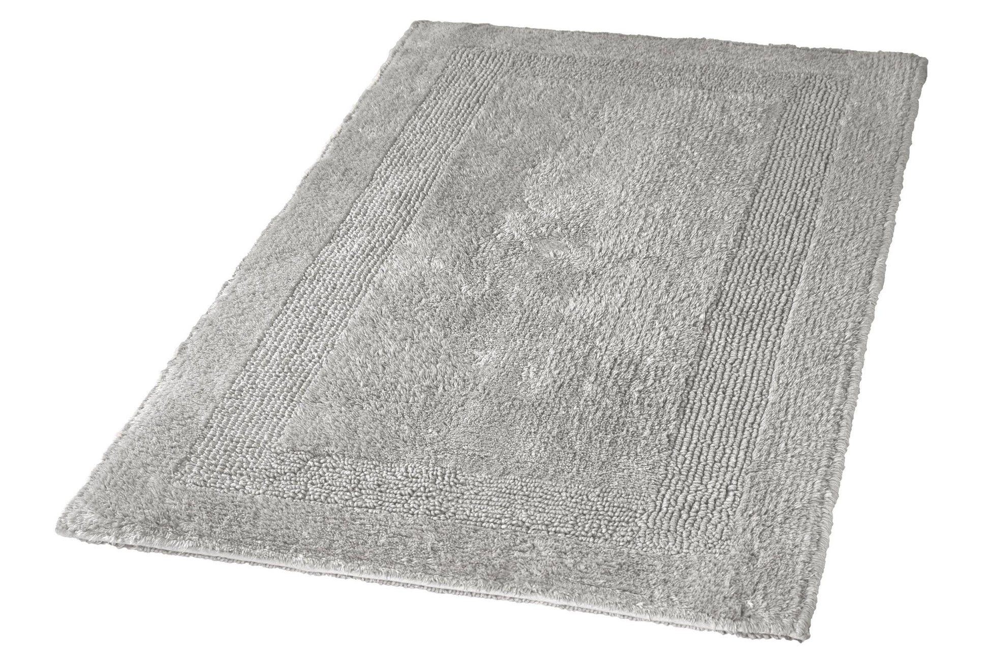 Rechteckiger, grauer Badezimmerteppich mit weicher Hochflor-Struktur
