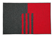 Badteppich DYNAMIC Rubin 70 x 120 cm mit grauer Fläche und rotem Block mit vier roten Streifen ist zu sehen.