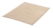 Rechteckige beige Badematte aus weichem, dichtem Hochflor Teppich