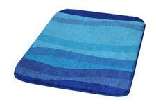 Rechteckige Badematte in Blautönen mit wellenförmigem Streifenmuster