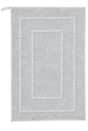 Badteppich NICO in Silbergrau 50 x 60 cm liegt flach mit umlaufender Bordüre auf weißem Hintergrund.