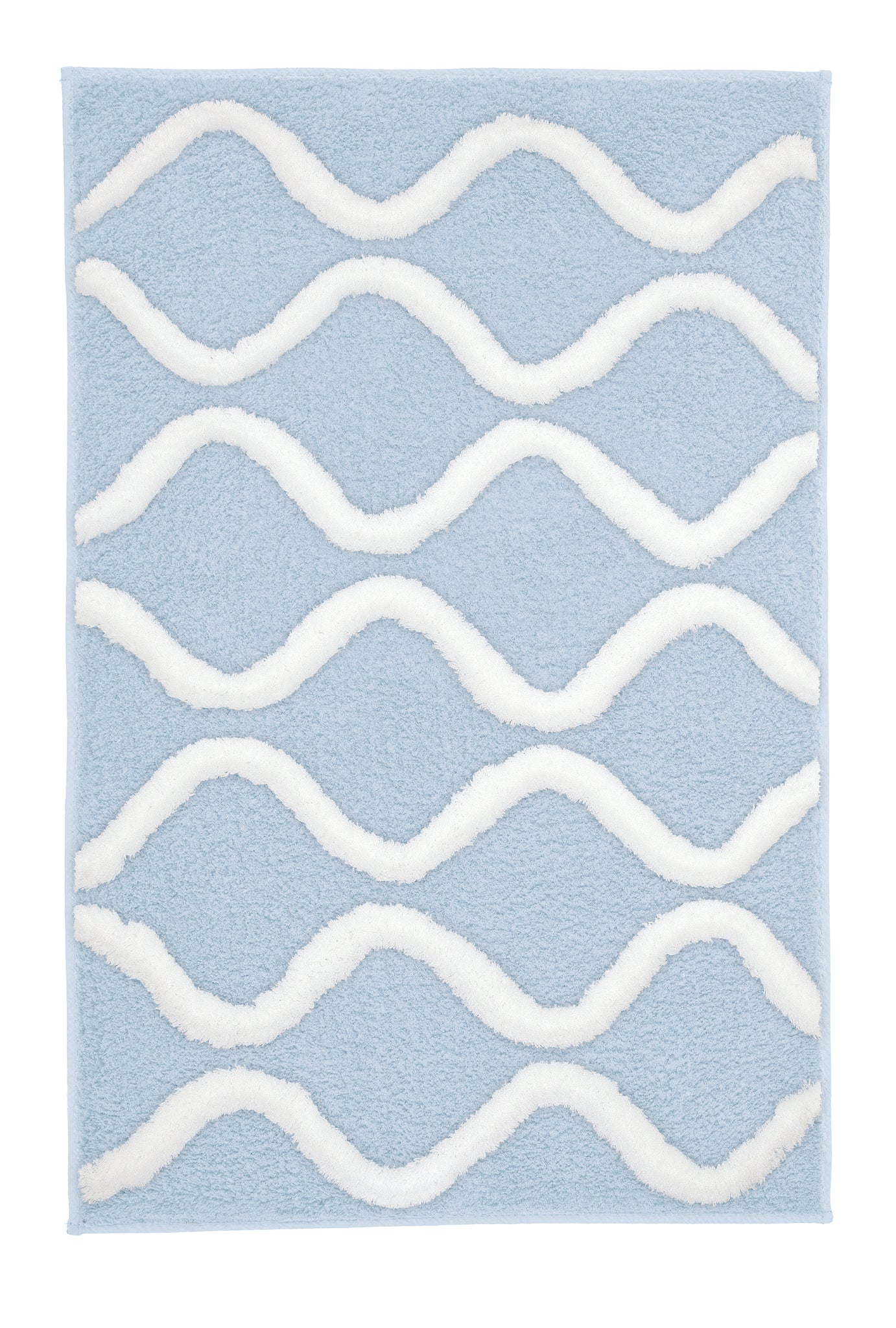Badteppich PIANA in Stahlblau 60 x 90 cm mit weißen Wellen liegt flach auf dem Boden.