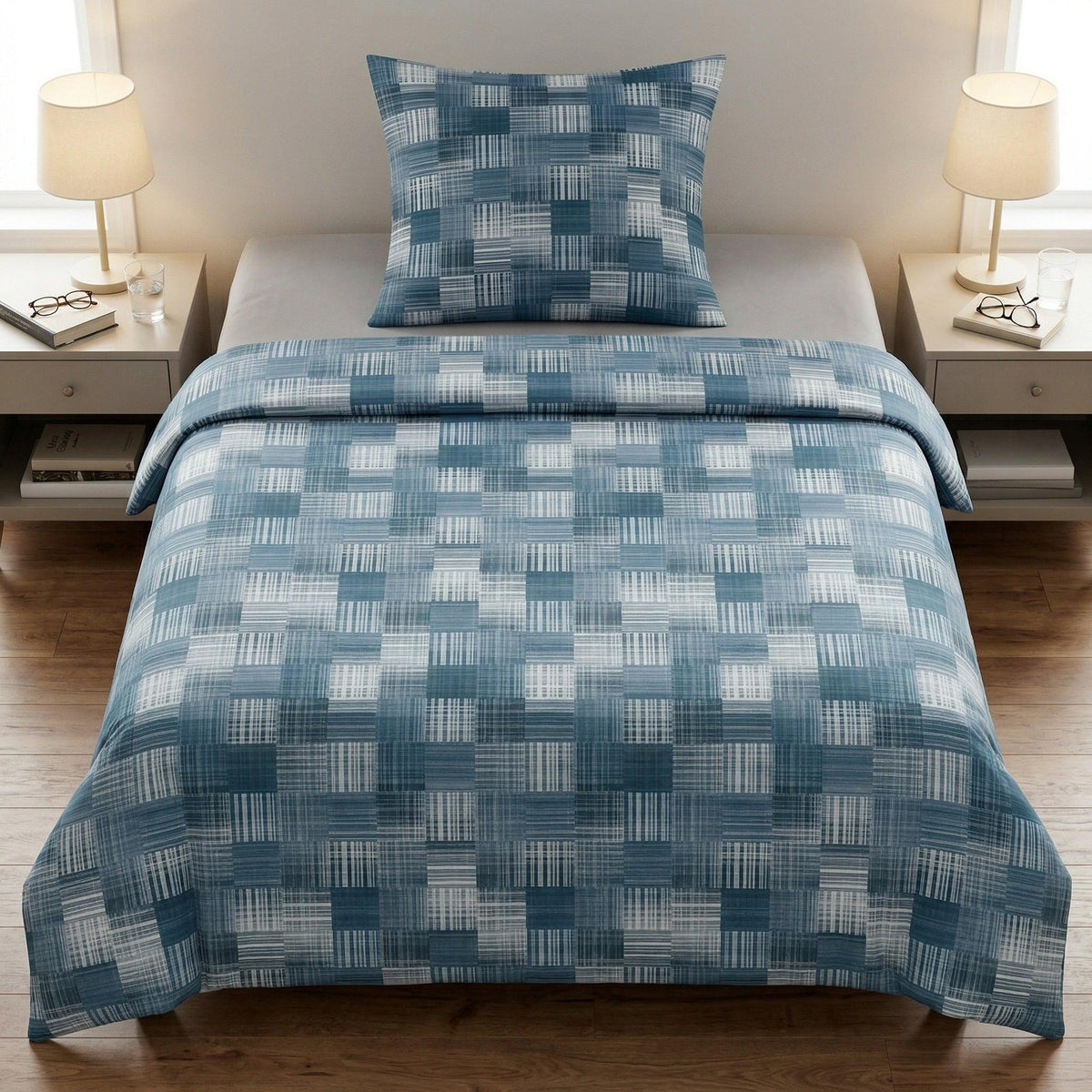 Bettwäsche Satin DANY Indigo 135 x 200 cm und 80 x 80 cm – Kleine Wolke