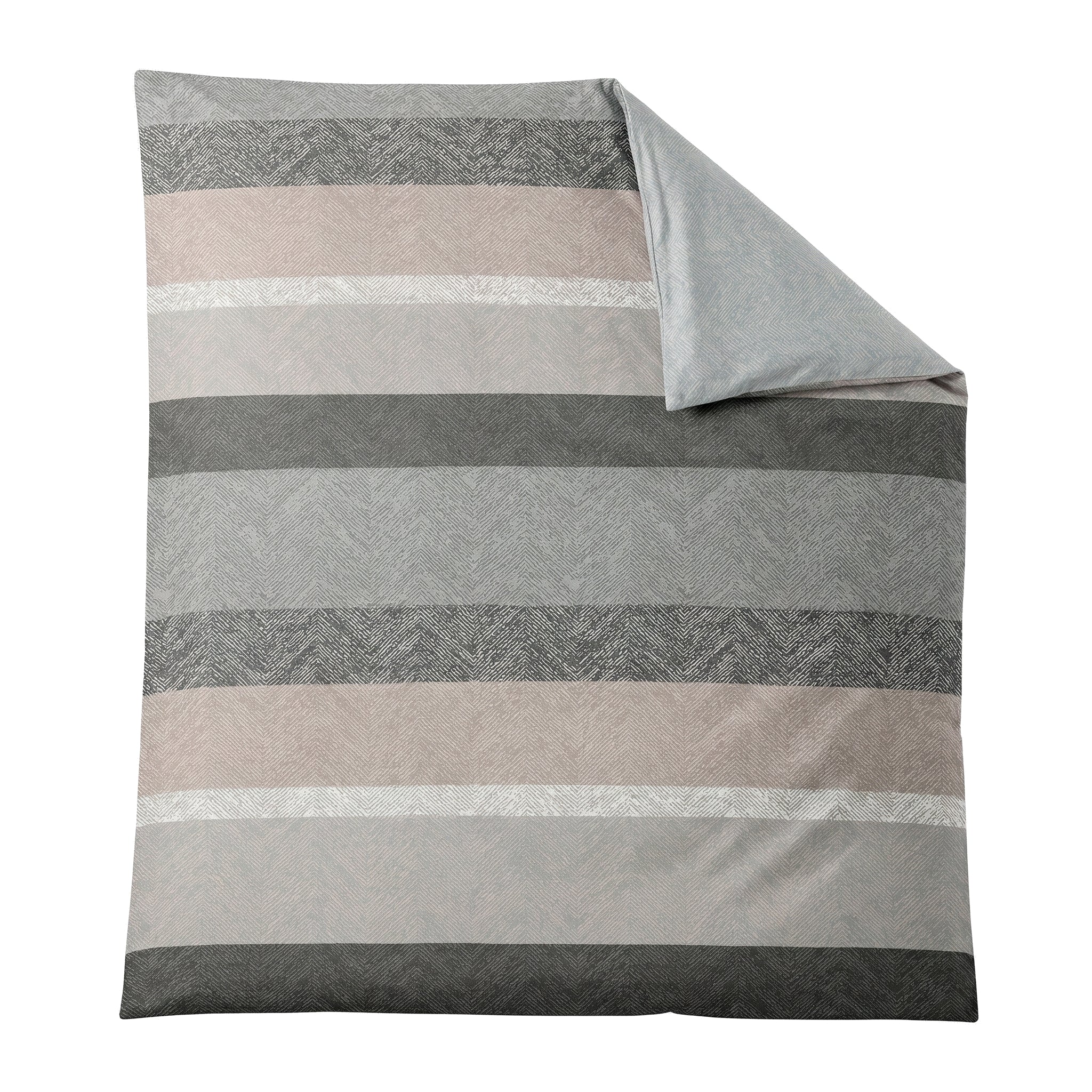 Gestreifte Bettwäsche in Grau, Beige und Weiß mit Fischgrätmuster.