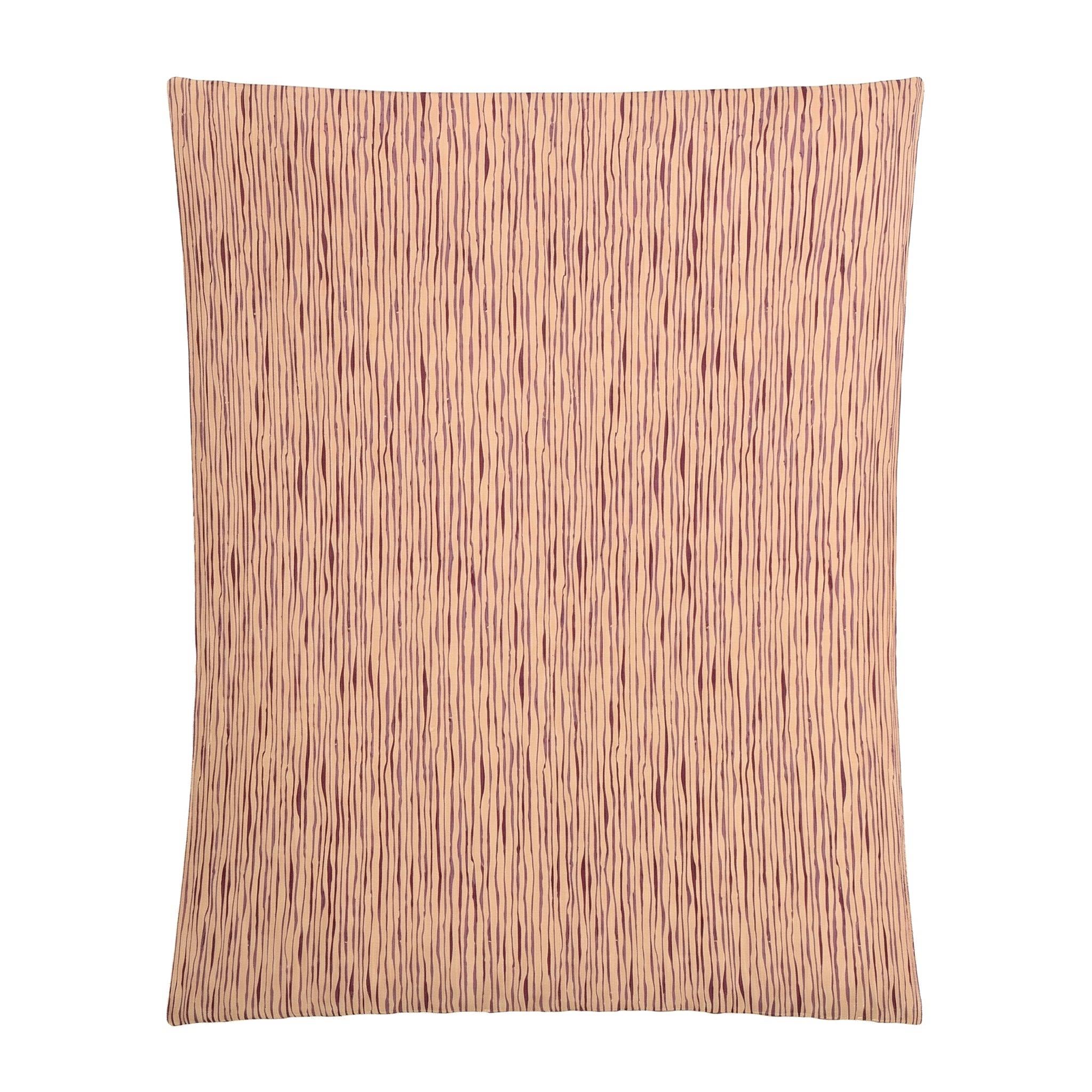 Beige Bettwäsche mit feinen gewellten Streifen in Bordeaux.