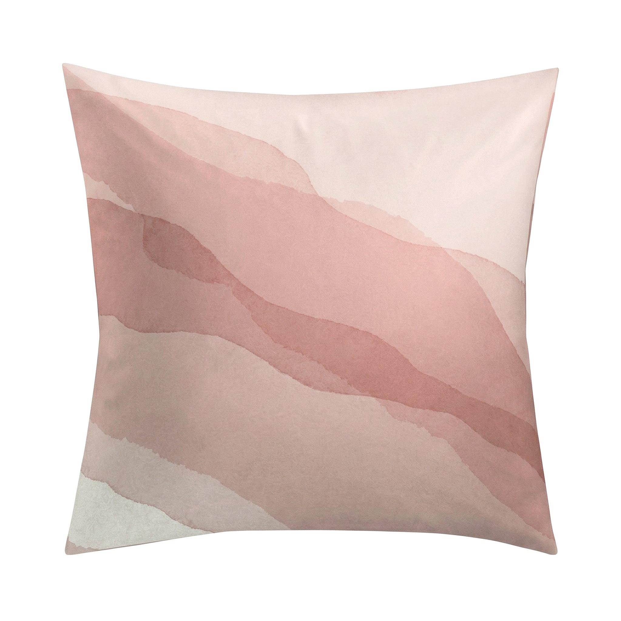 Kopfkissenüberzug in Rosé mit abstraktem Aquarellmuster.