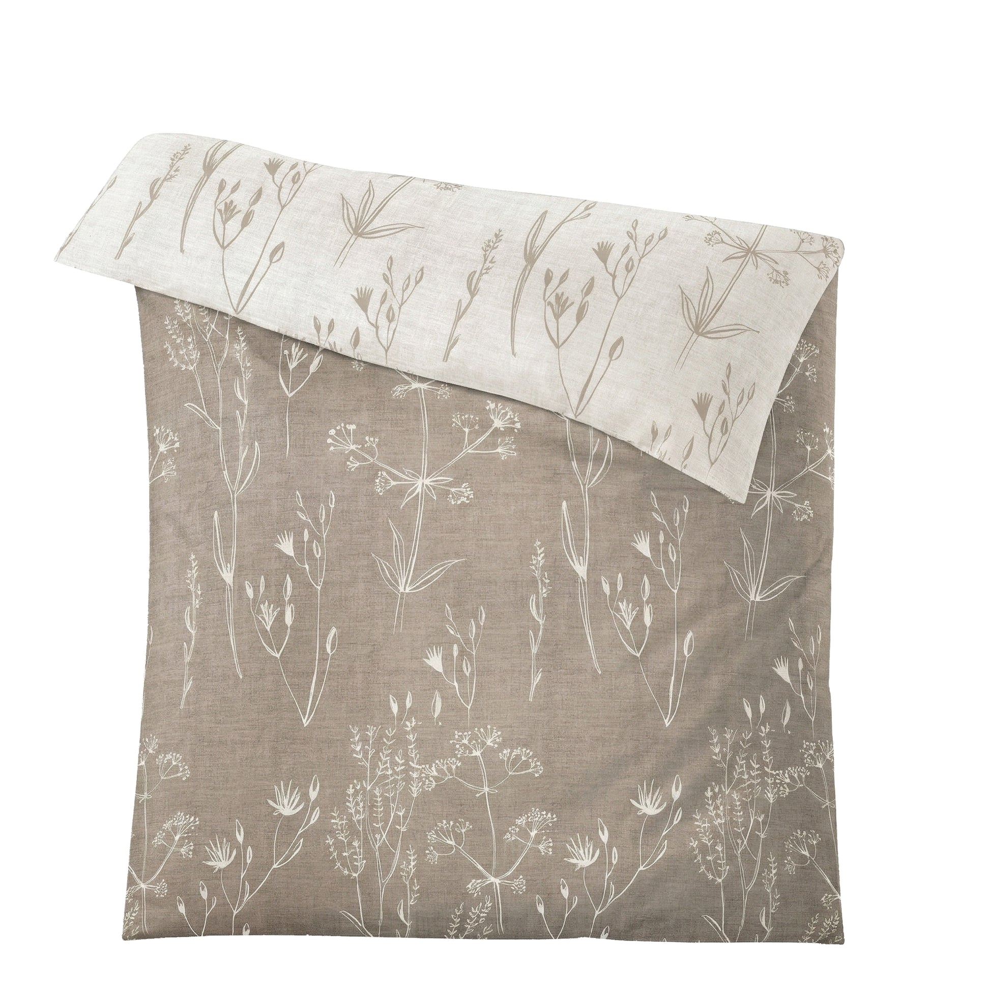 Beige Bettwäsche mit zartem Blumenmuster in Weiß und Taupe.