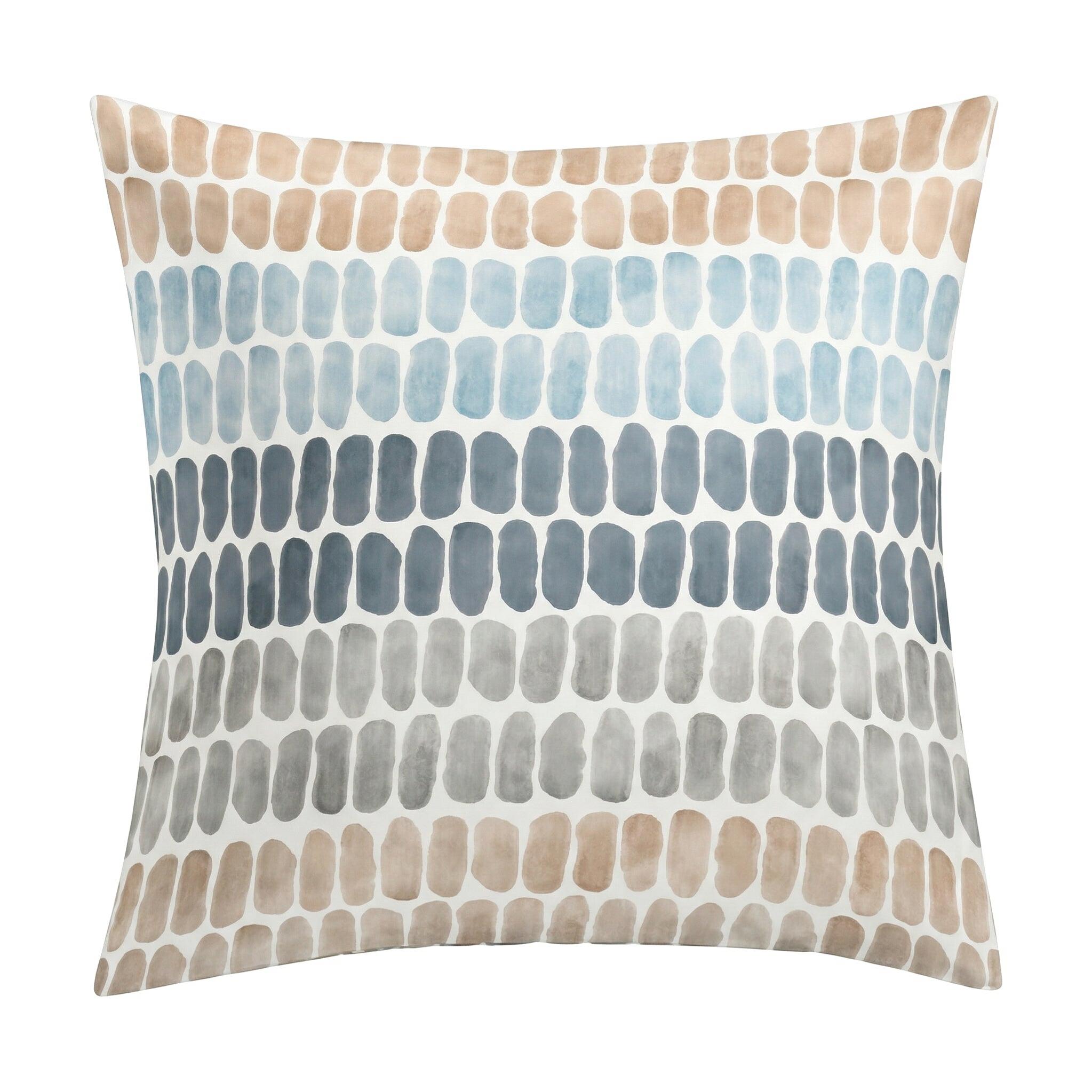 Weißer Kopfkissenüberzug mit Aquarellstreifen in Blau und Beige.