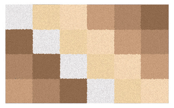 Kleine Wolke Creativo Badteppich Cassetta mit Karomuster in Beige und Braun liegt auf dem Boden.