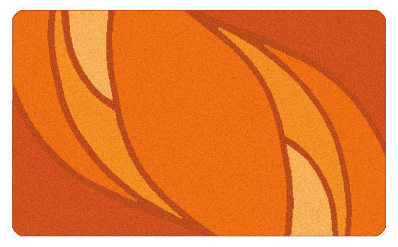 Der Kleine Wolke Badteppich Collina zeigt ein orangenes, abstraktes Wellenmuster.