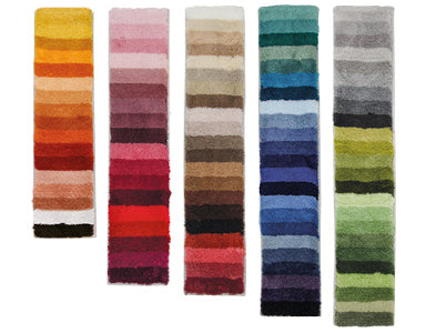 Kleine Wolke Creativo Farbmuster mit fünf bunten Hochflor-Streifen in verschiedenen Farbtönen.