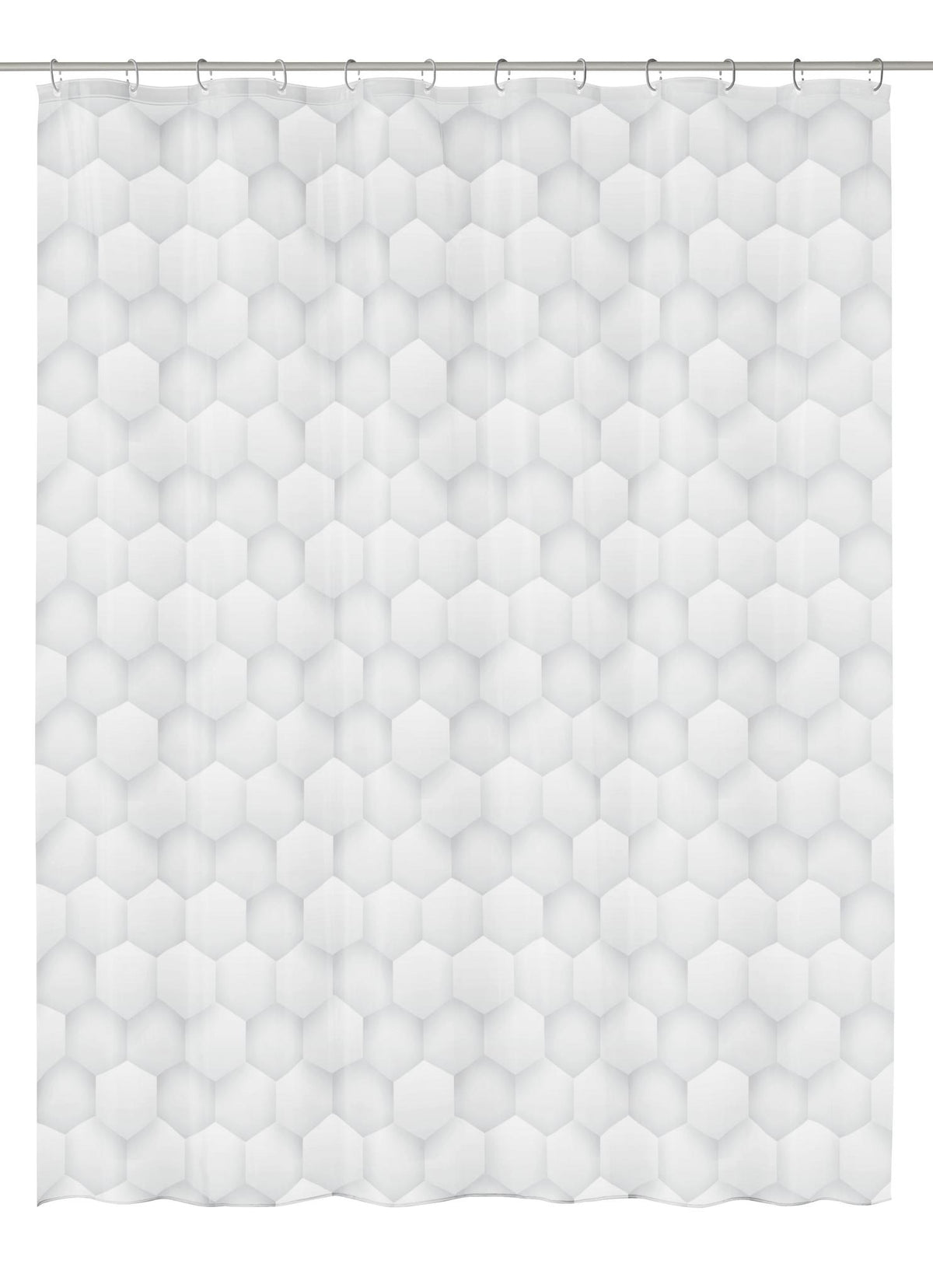Weißer Duschvorhang mit dezentem Hexagonmuster an silberner Stange.
