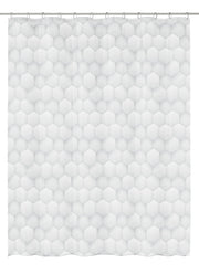 Weißer Duschvorhang mit dezentem Hexagonmuster an silberner Stange.