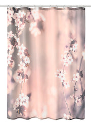 Duschvorhang mit zarten Kirschblütenzweigen in Pastellrosa und Beige