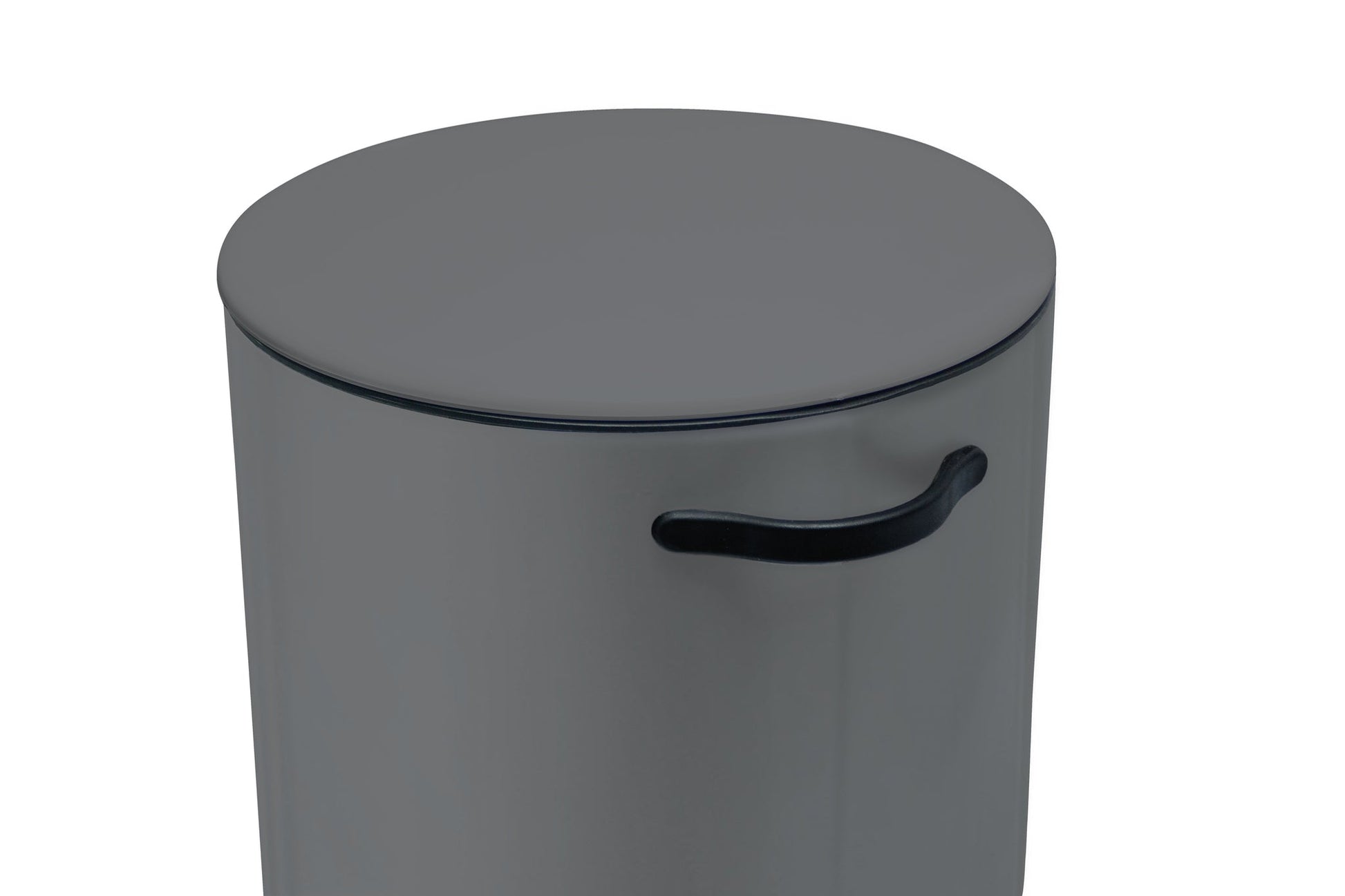 Grauer, zylindrischer Behälter mit Deckel und seitlichem schwarzem Griff