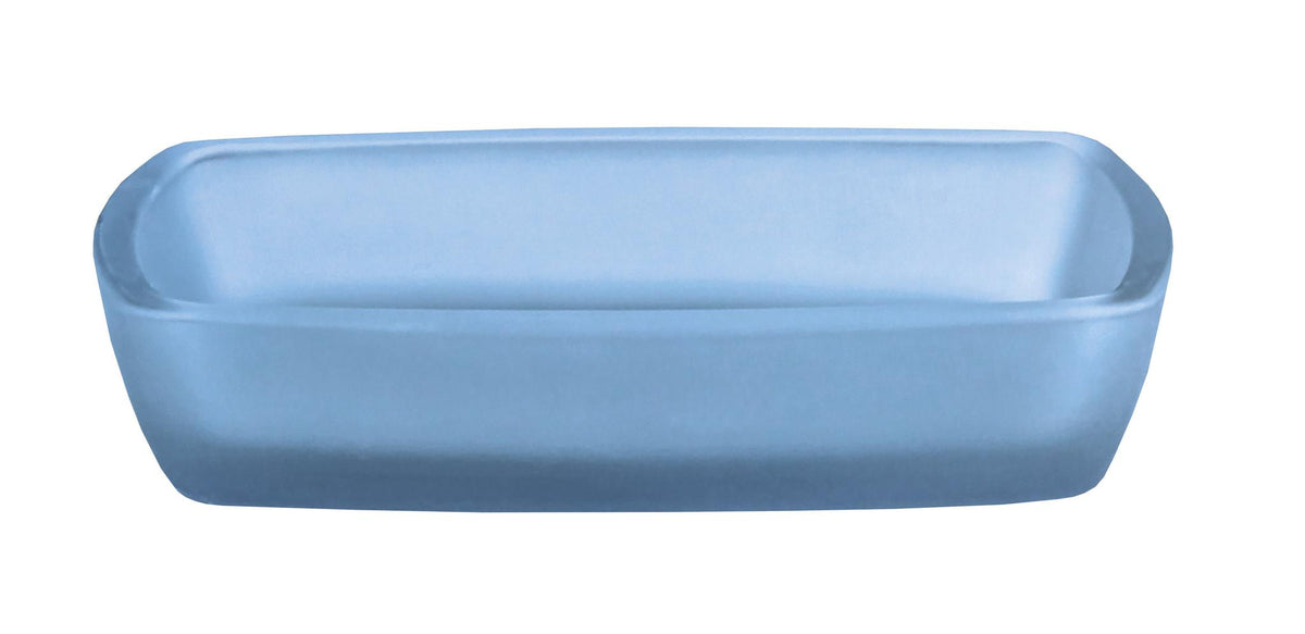 Blaue rechteckige Schale aus Glas auf weißem Hintergrund.