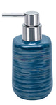 Blauer zylindrischer Seifenspender aus Keramik mit silbernem Pumpkopf