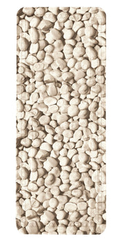 Wanneneinlage STEPSTONE Natur 36 x 92 cm mit naturfarbenem Kieselstein-Motiv in Rechteckform liegt flach.