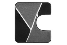 Graue WC-Vorlage mit U-Ausschnitt und schwarzem, geometrischem Muster