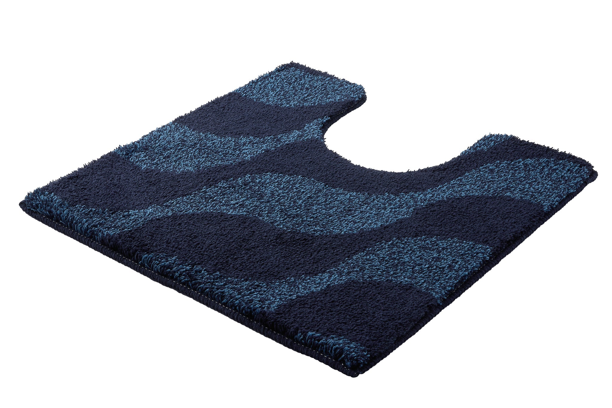 WC-Vorleger ONDA Navy 55 x 55 cm mit Ausschnitt liegt flach und zeigt welliges Streifendesign.