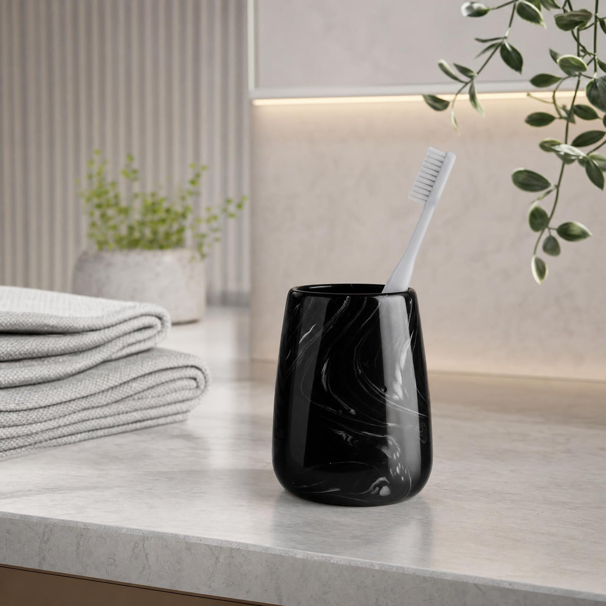 Zahnputzbecher MARBLE Schwarz – Kleine Wolke