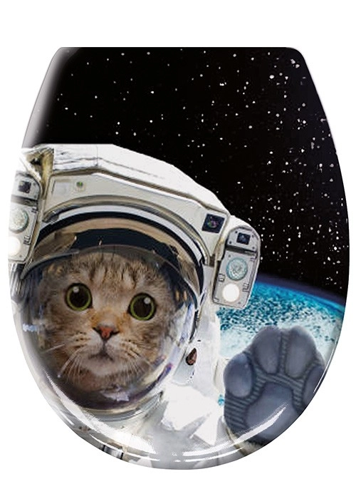 4004478305113 WC-Sitz mit Katzenmotiv im Astronautenanzug vor einem Weltraumhintergrund. Perfekt für Katzenliebhaber und Weltraumfans.