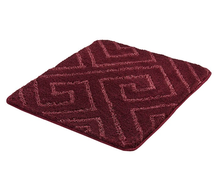 Roter Badteppich mit geometrischem Muster, weiche Textur, rutschfeste Unterseite, ideal für Badezimmer.