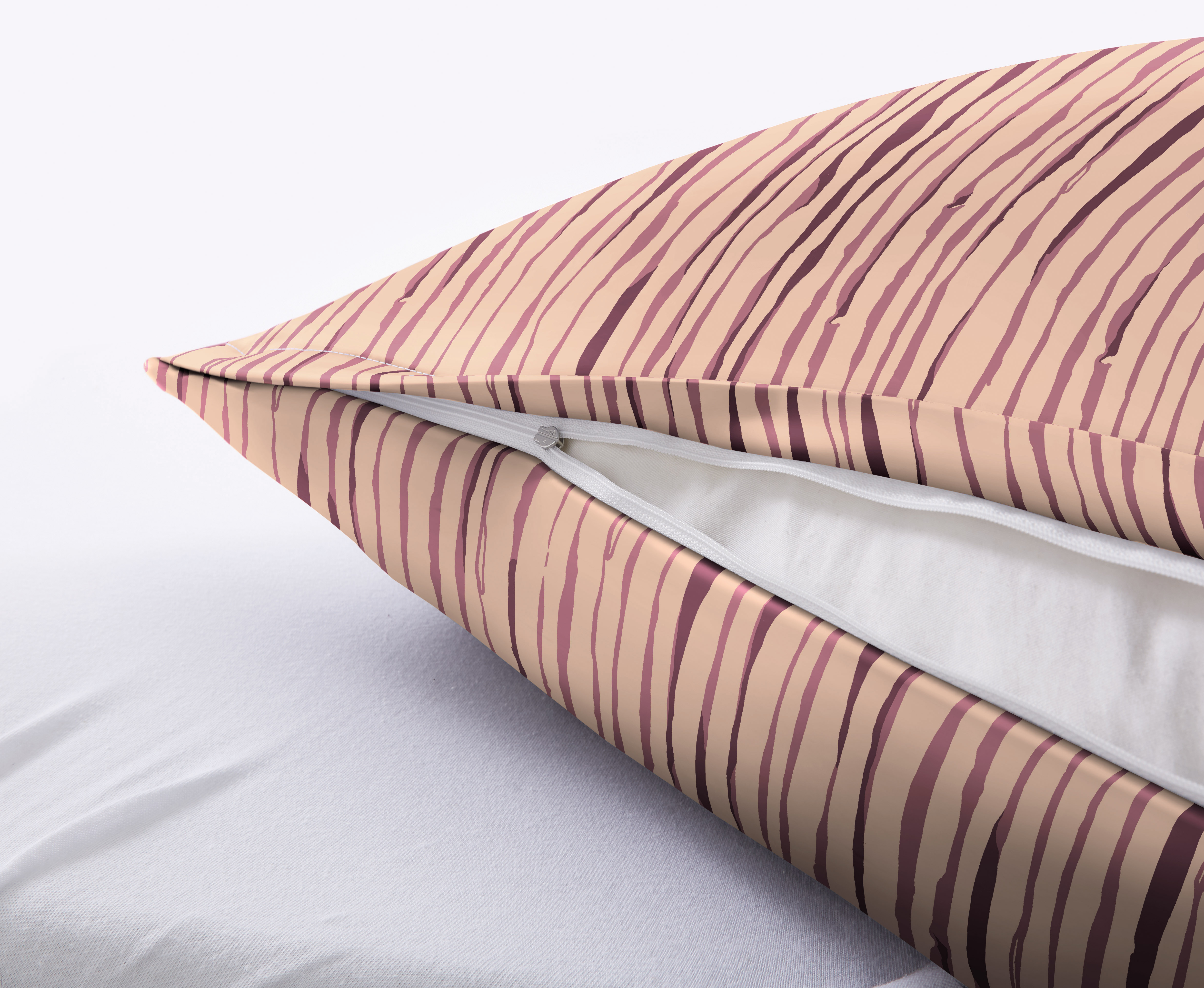 Kissenbezug mit Reißverschluss, beige mit lila Streifenmuster, weiche Textur, ideal für stilvolle Wohnräume.