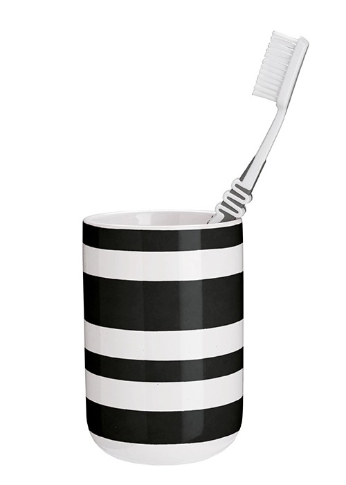 4004478301610 Schwarz-weiß gestreifter Zahnputzbecher mit Zahnbürste, modernes Design, ideal für stilvolle Badezimmer.