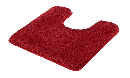 Roter WC-Vorleger aus weichem, flauschigem Material mit U-Ausschnitt für die Toilette.