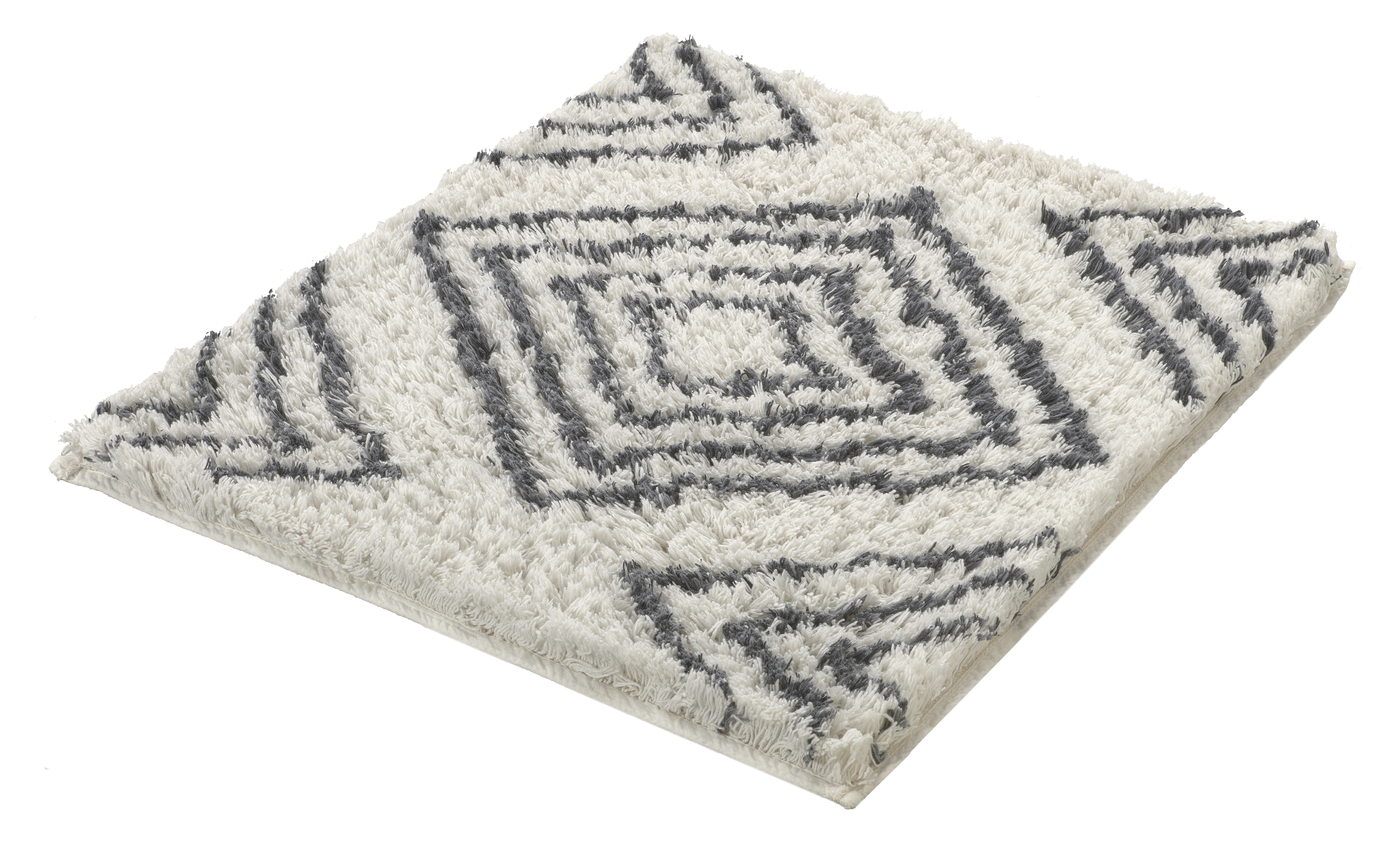 Weißer, flauschiger Teppich mit grauem, geometrischem Muster in Rautenform, ideal für moderne Wohnräume.